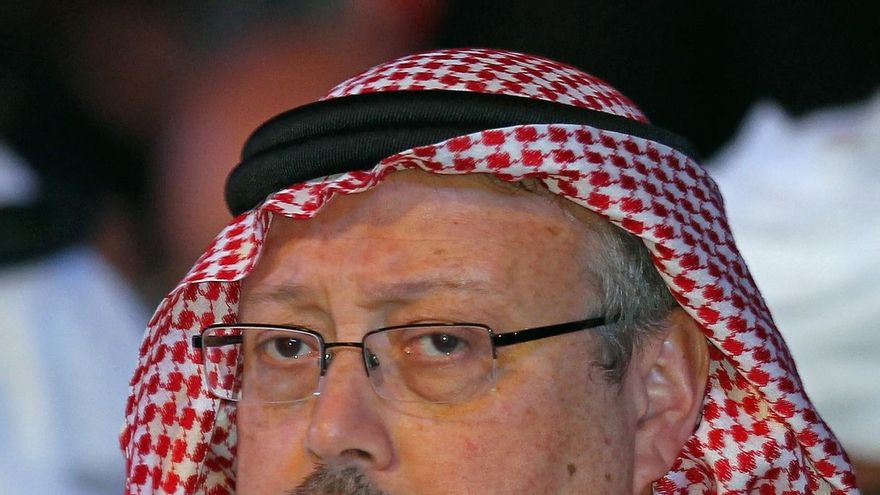 Veinte saudíes, entre ellos dos ex asesores del príncipe heredero Mohamed bin Salman, serán juzgados a partir de este viernes en ausencia por la desaparición y muerte en octubre de 2018 del periodista Jamal Khashoggi en el primer juicio en Turquía sobre este caso.