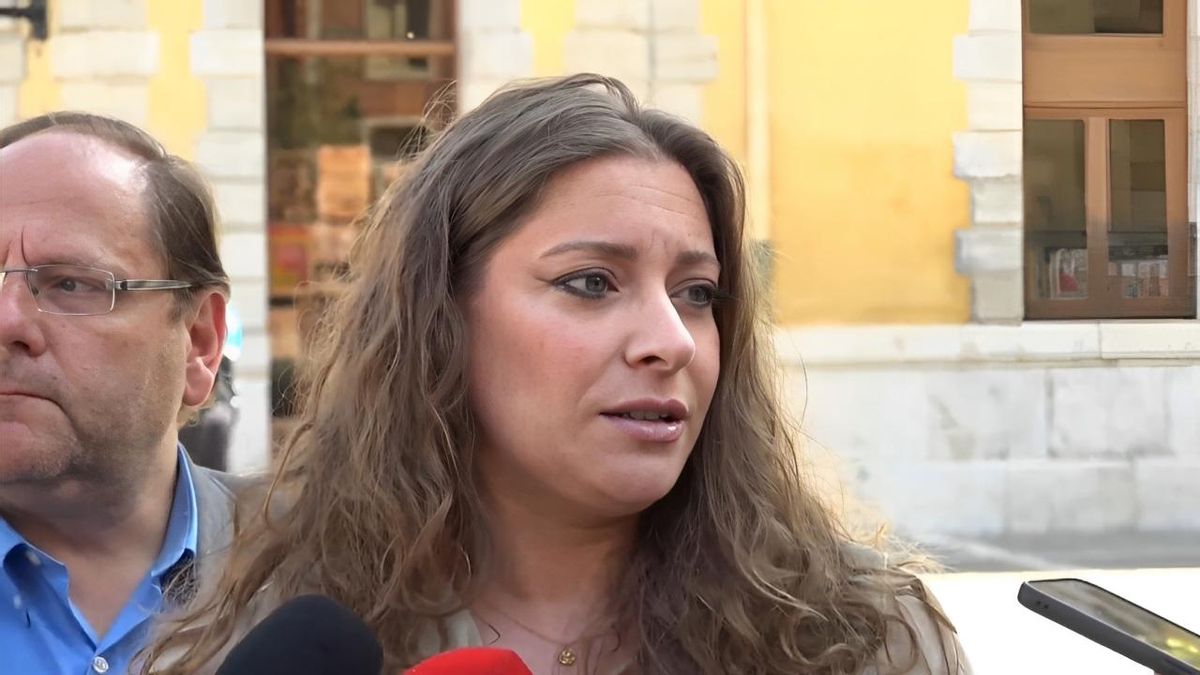 Comparecencia de Ester Muñoz, líder del PP provincial de León, en La Bañeza.