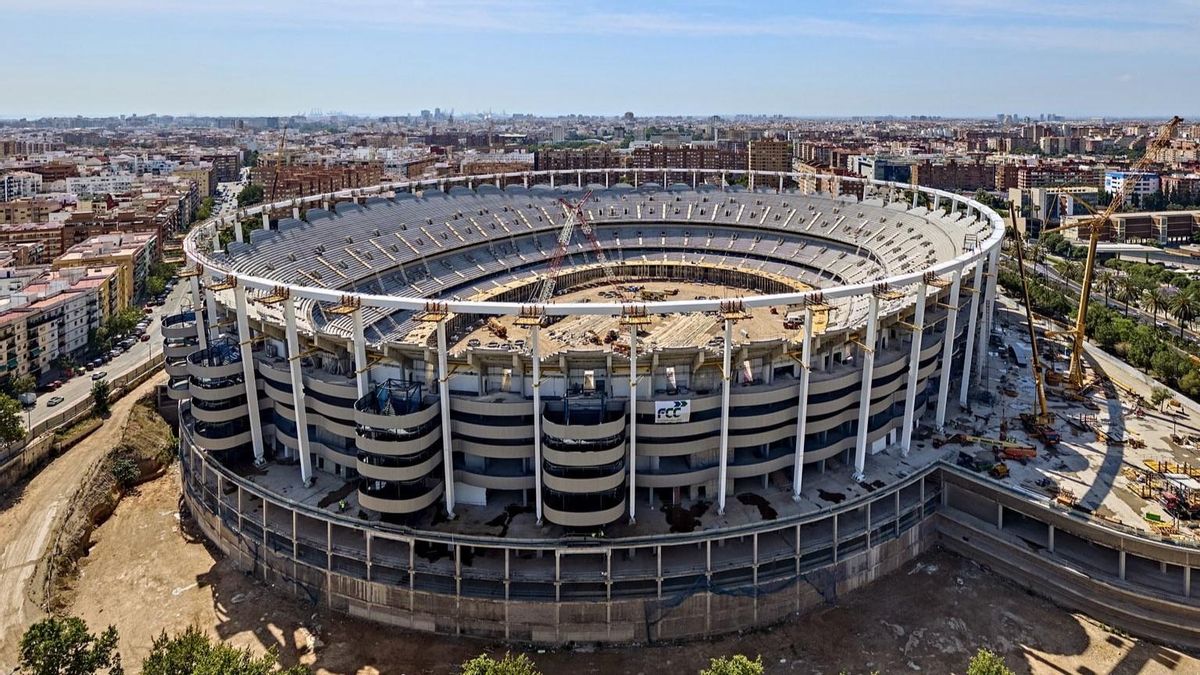El compromiso del Valencia CF para "implantar" las cinco líneas de bus lanzadera para facilitar la llegada al nuevo estadio