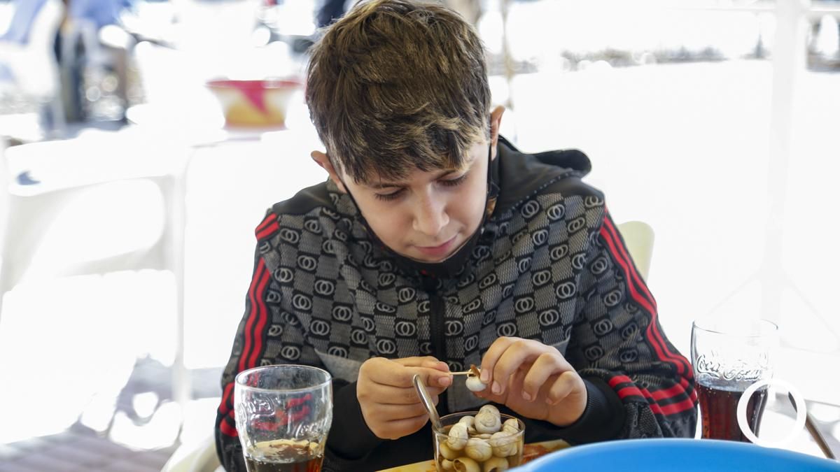 Comienzo de la temporada de caracoles, LosPatos