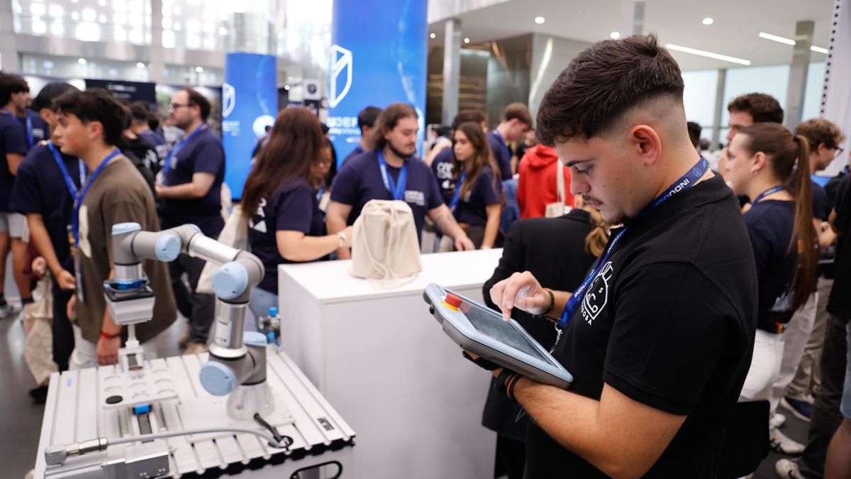 INDUDEF - Foro Internacional que Impulsa la Industria de Defensa, la Innovación y el Talento