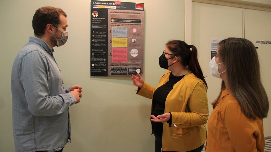 Exposición 'El pueblo acoge la ciencia'