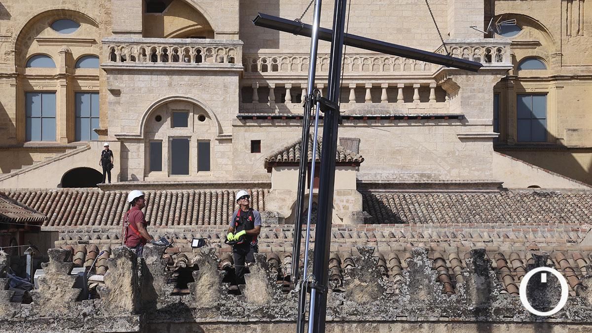 Comienzan los trabajos de restauración en la capilla incendiada en la Mezquita Catedral