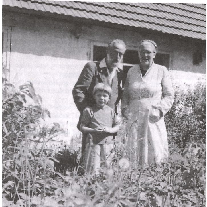 Bruno Brandt junto a su compañera Ida y su hijo Pedro en Breña Baja.