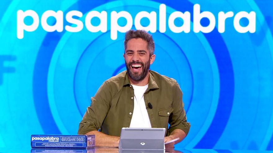 Risas en 'Pasapalabra' por el divertido lapsus de Roberto Leal: "¡En qué estarías pensando!"