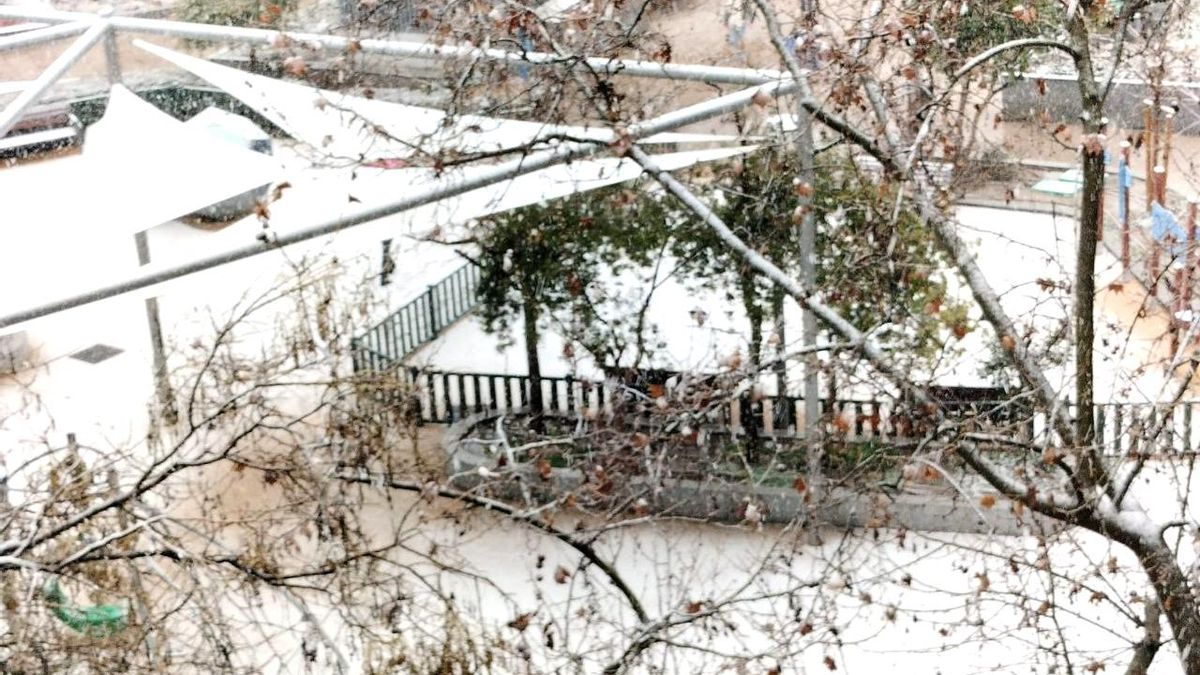 La Plaza de Olavide (Chamberí) completamente nevada