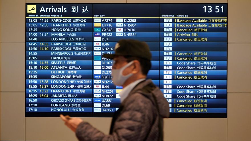 Japón vuelve a vetar la llegada de extranjeros al país por la nueva cepa EFE/EPA/FRANCK ROBICHON