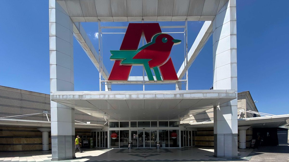 Entrada a una tienda de Alcampo en Alcorcón (Madrid)