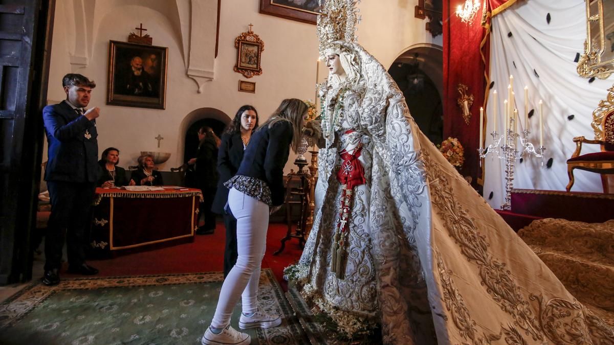 Besamanos de la Virgen de la Paz