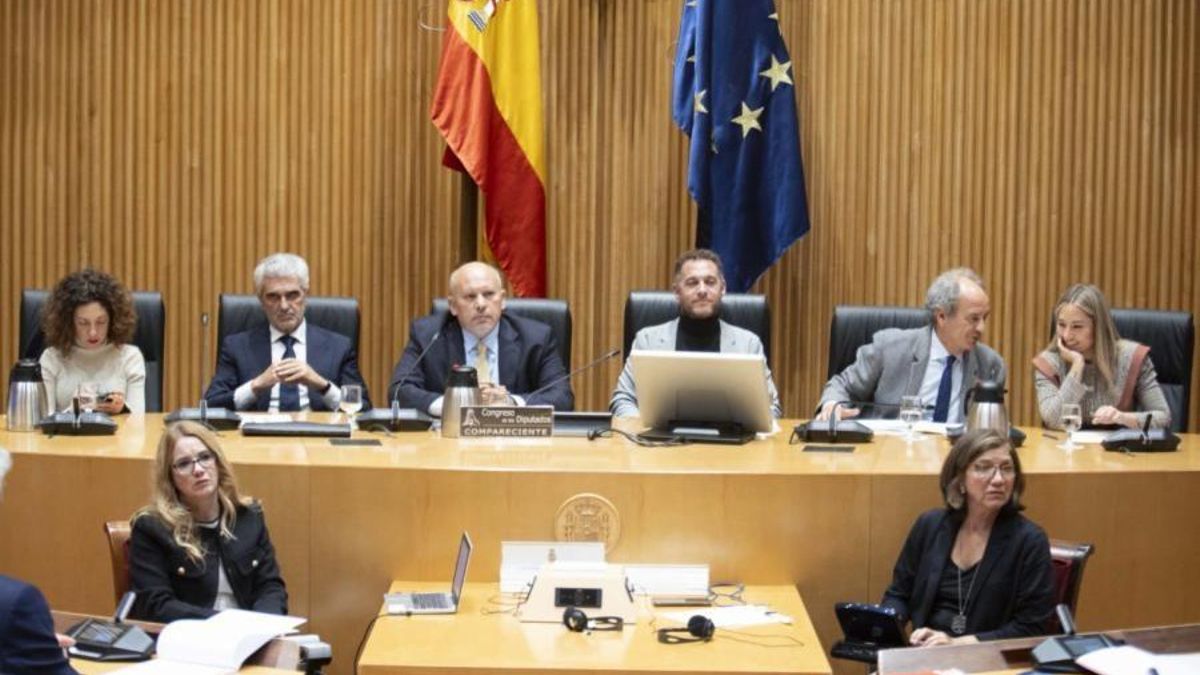 Justicia entrega a la UCO los expedientes de la nacionalización del ex alto cargo venezolano Nervis Villalobos