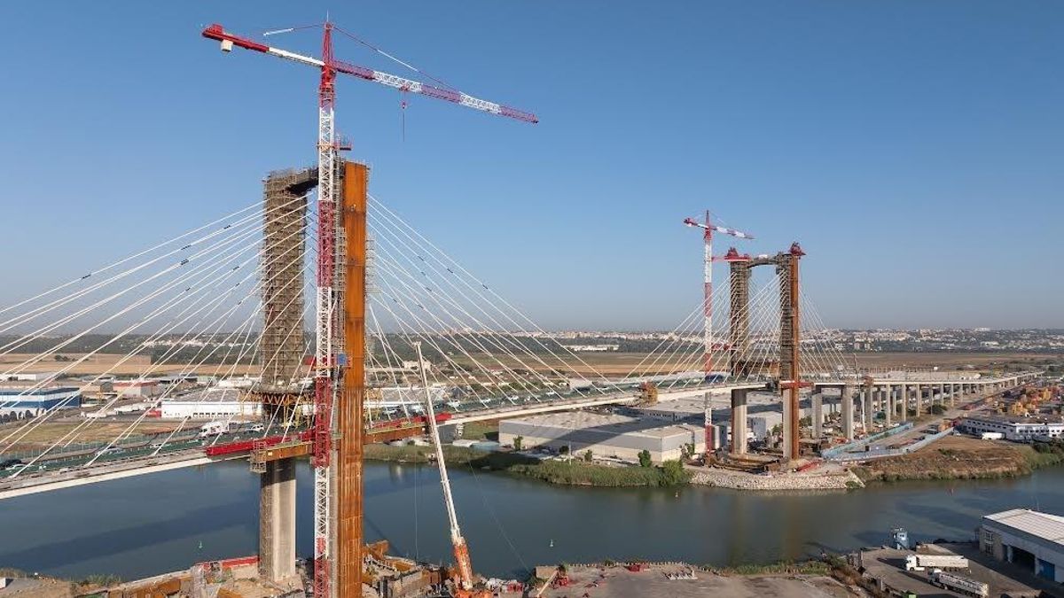La UTE encargada de ampliar el Puente del Centenario de Sevilla pide al Gobierno resolver el contrato de obras