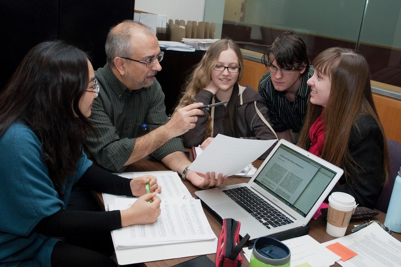 Roig-Francolí, con sus alumnos