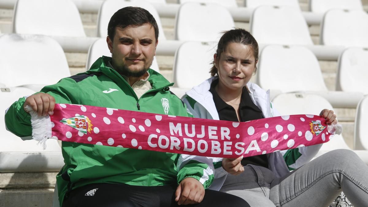 Grada Blanquiverde del Córdoba CF - Granada CF