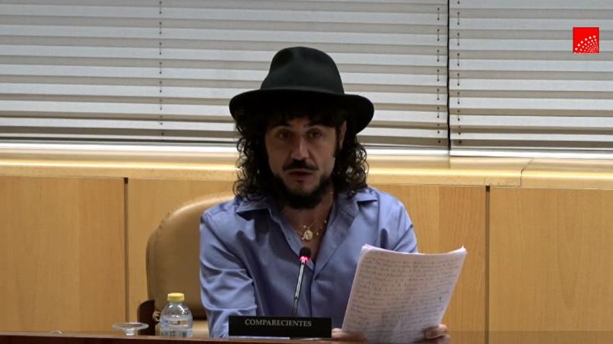 Paco Bezerra se enfrenta a Vox en la Asamblea de Madrid: "Yo soy más seguidor de Santa Teresa que usted"