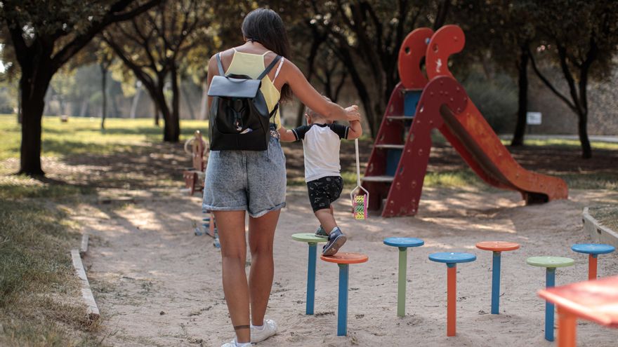 El Supremo reconoce 26 semanas de permiso a las familias monoparentales de empleados públicos