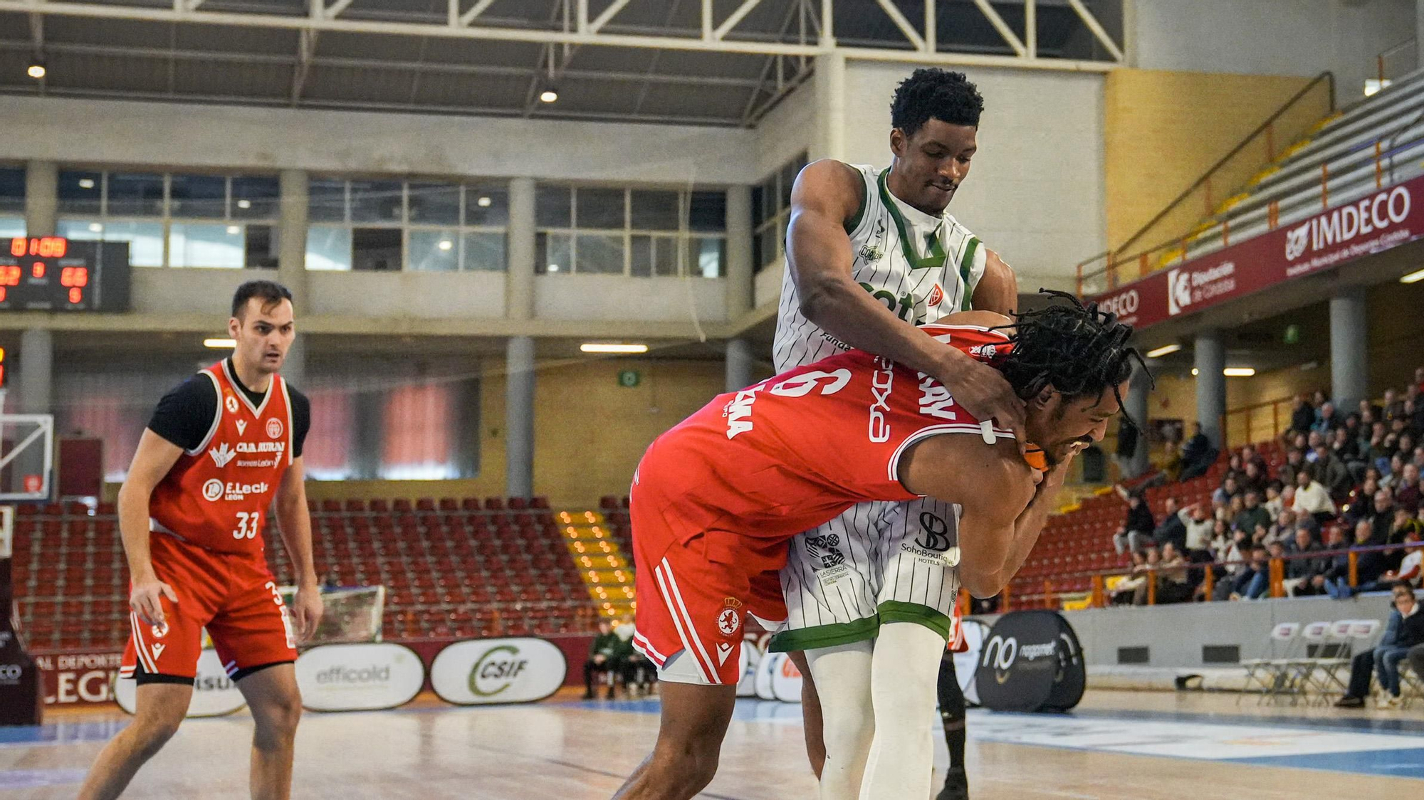 Coto Córdoba CB - Cultural y Deportiva Leonesa.