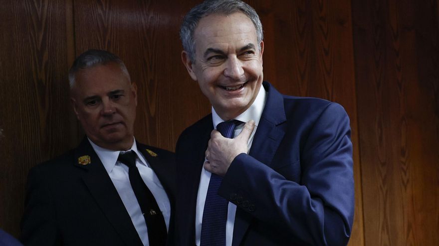El expresidente del Gobierno José Luis Rodríguez Zapatero llega este lunes a la comisión de investigación del caso Koldo en el Senado, citado por el PP, para dar explicaciones sobre el rescate financiero público a la aerolínea Plus Ultra. EFE/ Chema Moya