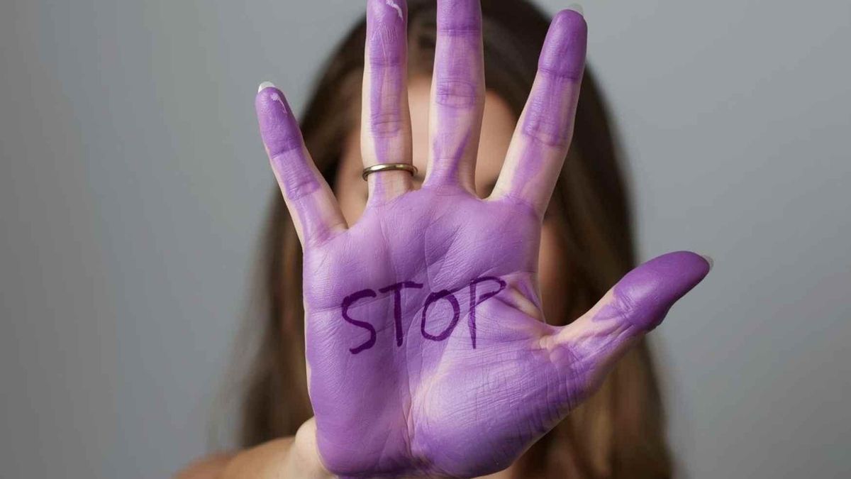 Numerosas iniciativas concienciarán en Cantabria sobre la eliminación de la violencia de género.