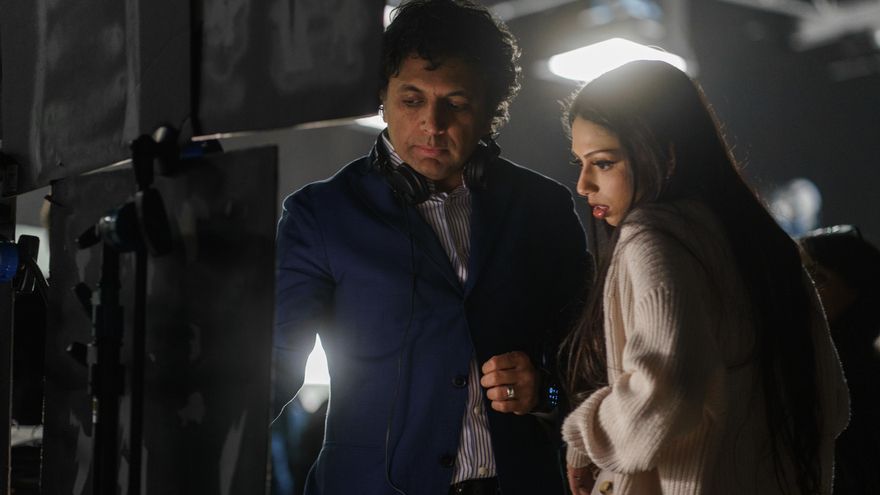 M. Night Shyamalan aborda el fenómeno Taylor Swift en 'La trampa': "No soy un cincuentón intentando entenderla"