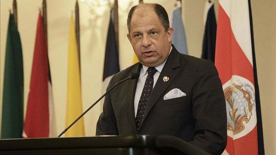 Solís insiste en que a Costa Rica le urge una reforma fiscal para su desarrollo