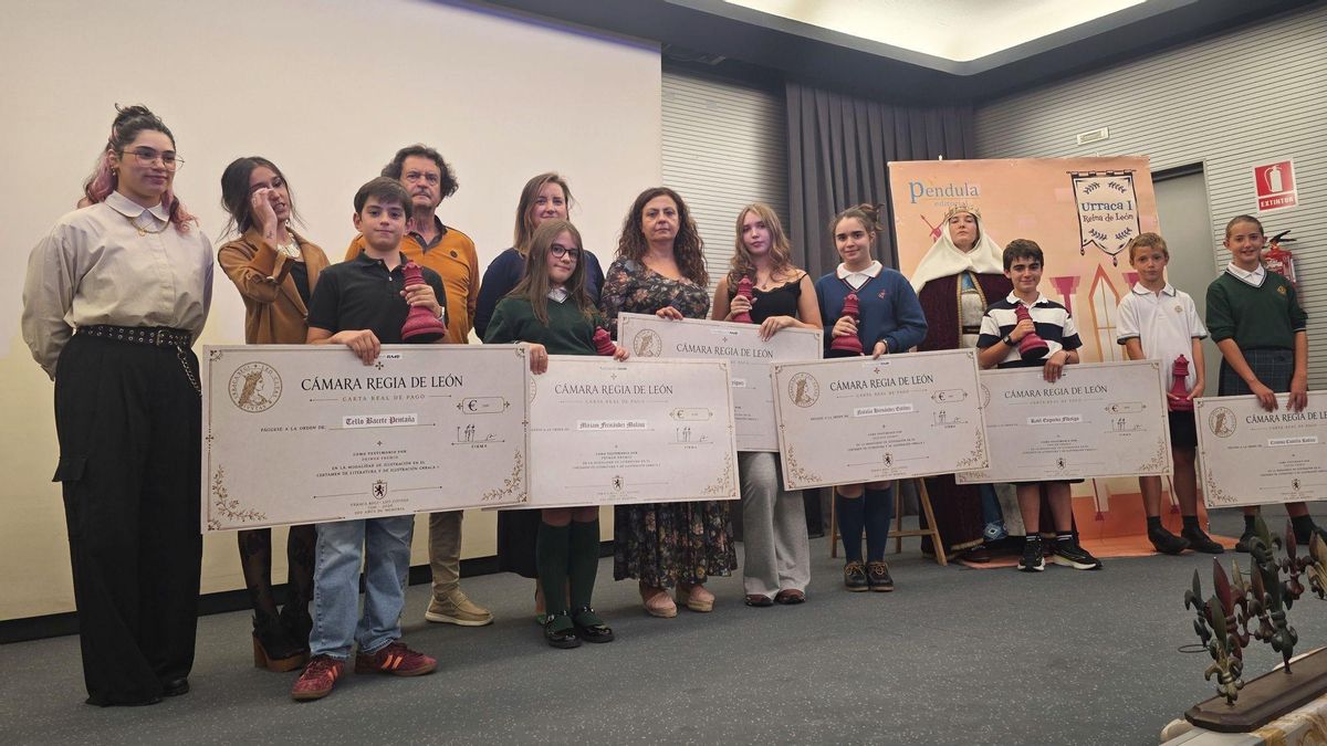 Los premiados en el primer Certamen Urraca I de León.