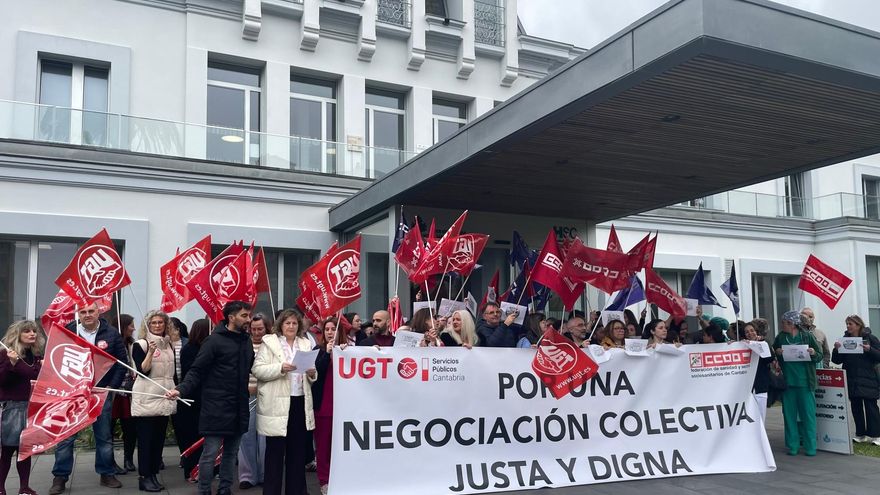 Denuncias de trabajadores del hospital con el que se privatizó la sanidad pública en Cantabria: un convenio caducado, falta de personal y represalias laborales