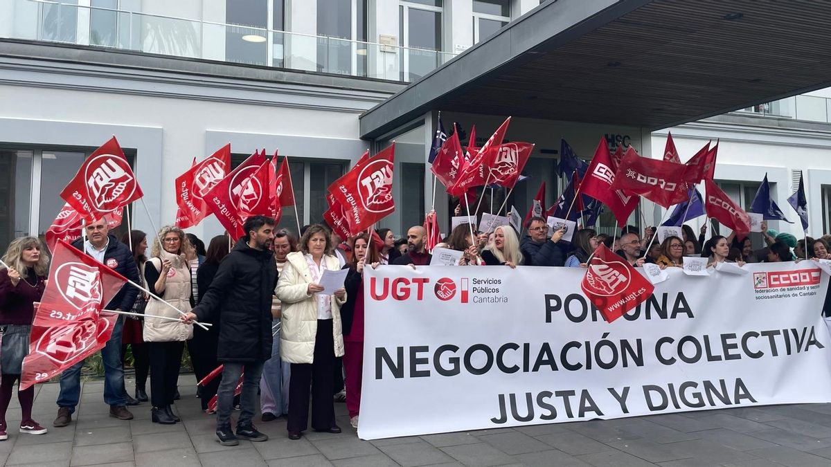 Denuncias de trabajadores del hospital con el que se privatizó la sanidad pública en Cantabria: un convenio caducado, falta de personal y represalias laborales