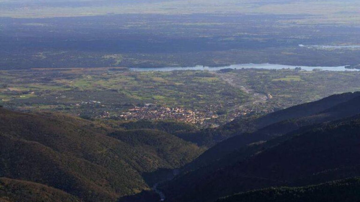 El bonito pueblo rodeado de ríos, gargantas y piscinas naturales con un microclima ideal para una escapada del calor