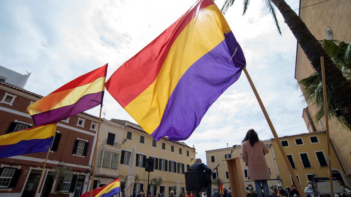 La provincia de León celebra los 95 años de la República con homenajes a Pamparacuatro y concentraciones