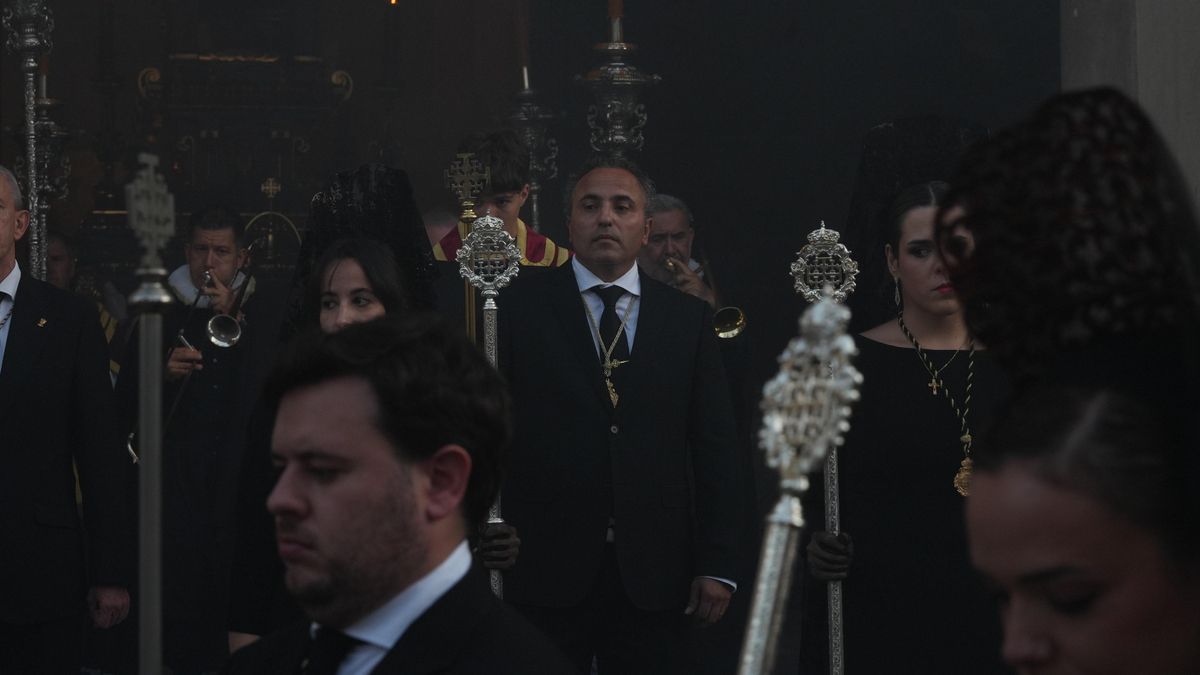 Traslado del Santo Entierro del Carpio tras el Magno Vía Crucis