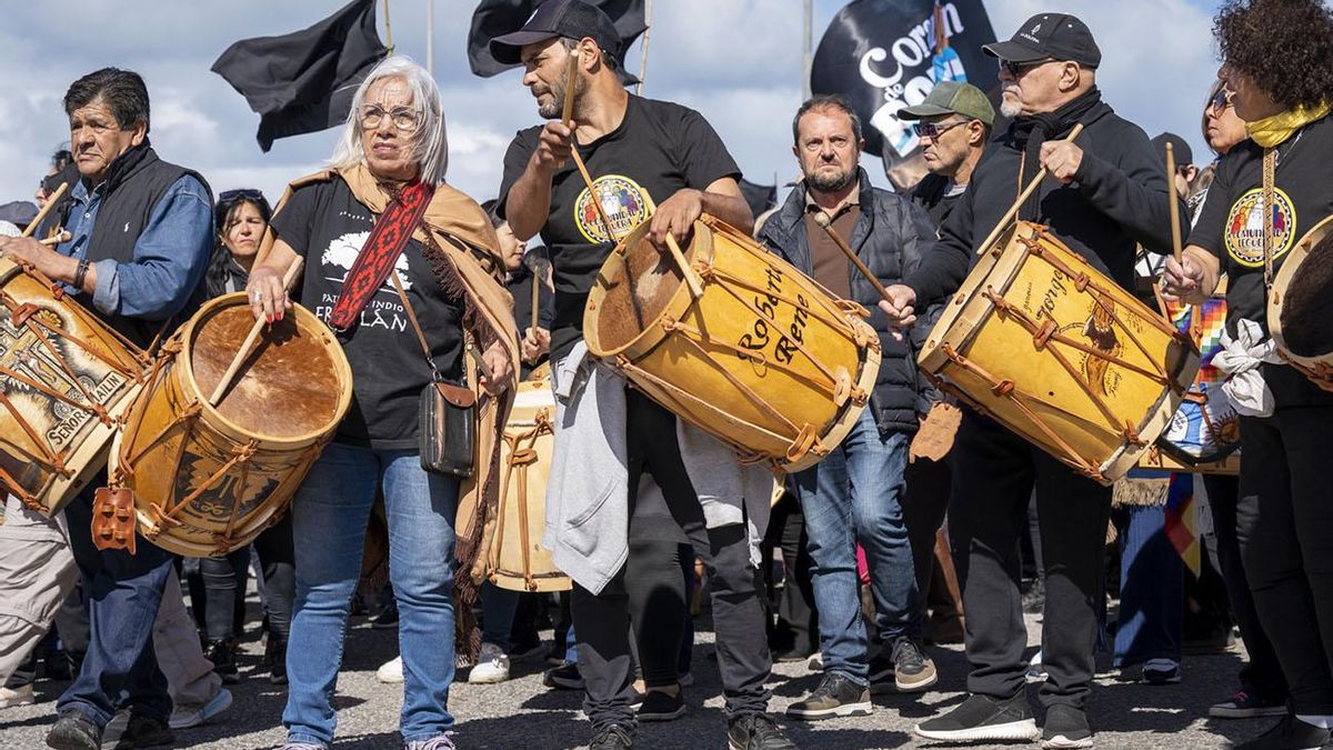 Bombos que laten a orillas del mar y vendimia en las sierras: dos fiestas para vivir la identidad bonaerense