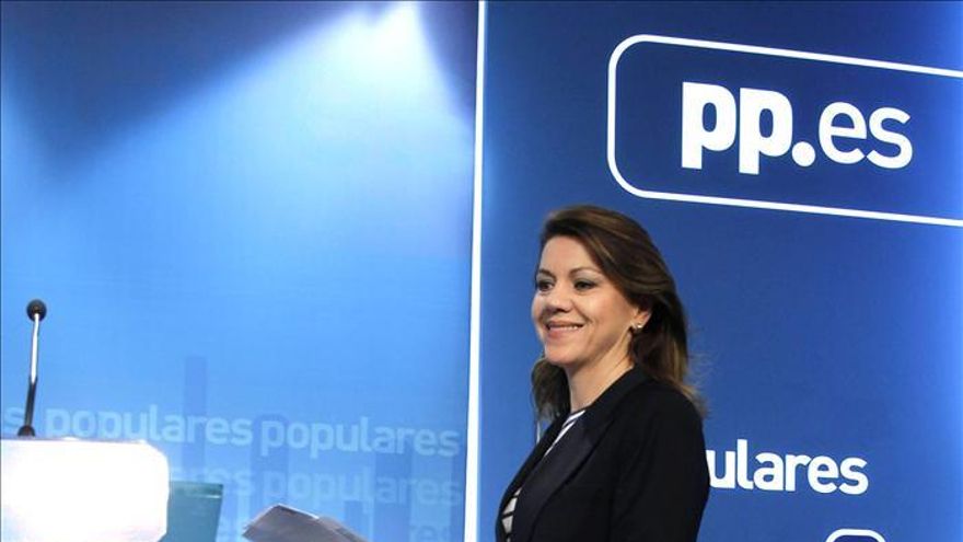 Cospedal defiende la tesis de Pons y que jóvenes trabajen, si quieren, fuera