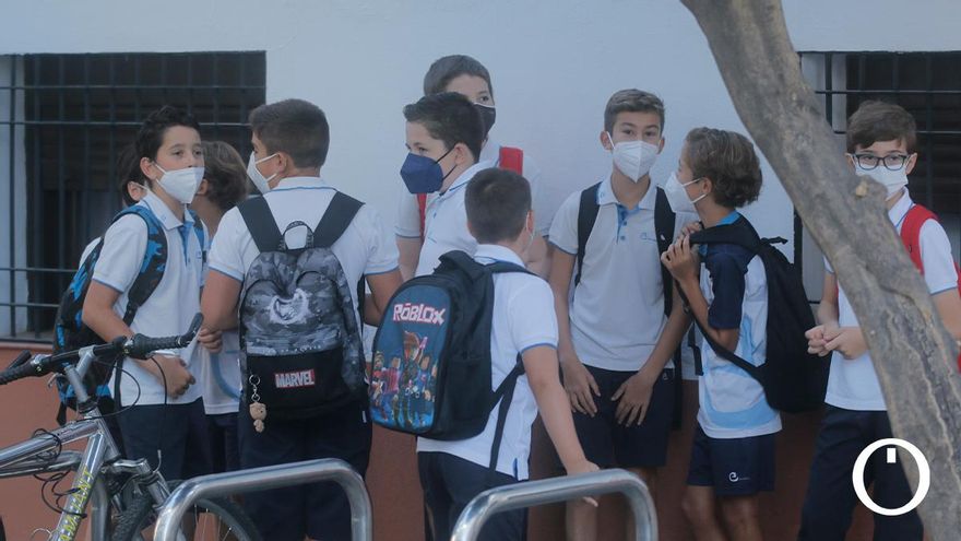 Alumnos del Colegio La Inmaculada en su vuelta al cole