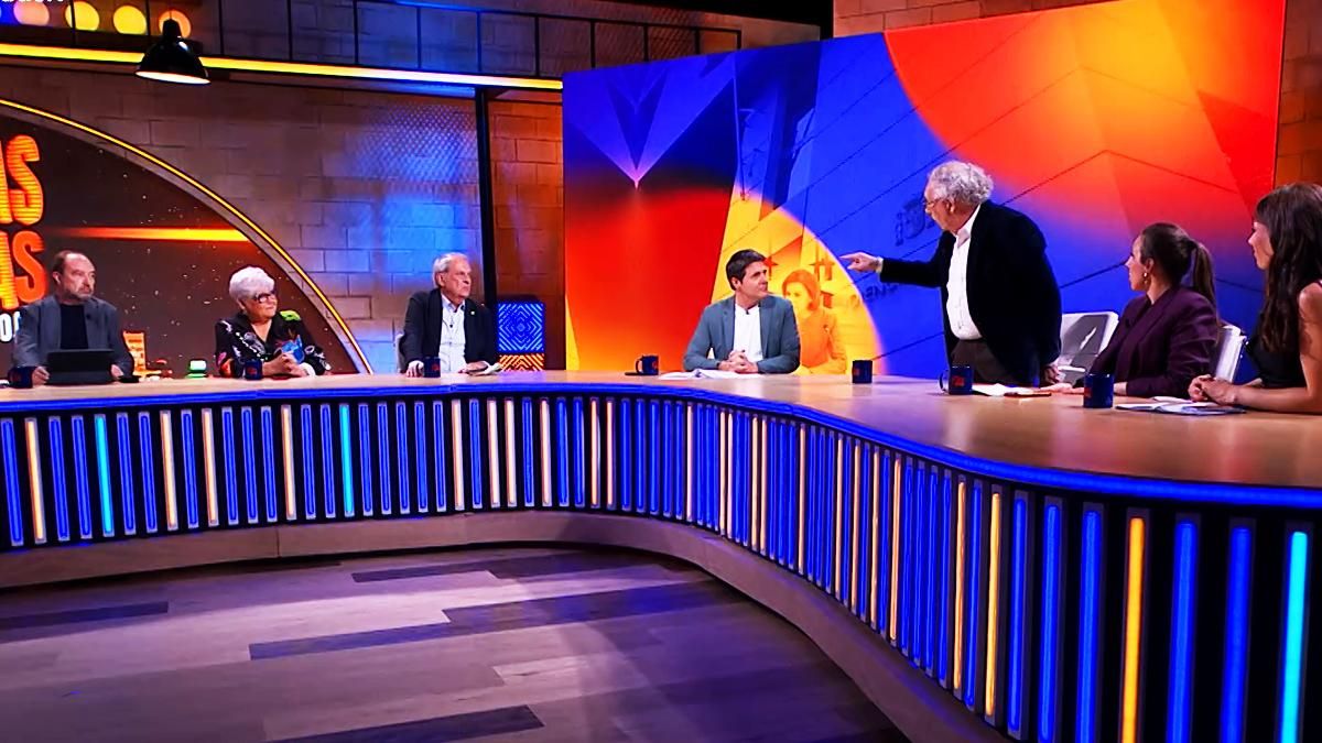 'Malas lenguas' saltó al prime time de RTVE con el abandono de Ernesto Ekaizer: "Me has ignorado todo el programa"