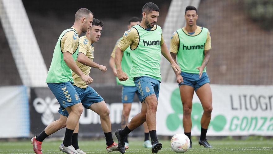 La UD Las Palmas, con la mente puesta en el Alcorcón