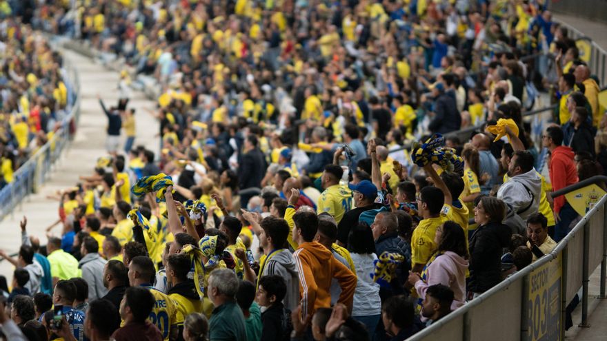 La UD Las Palmas pondrá a la venta este martes las últimas 4.865 entradas
