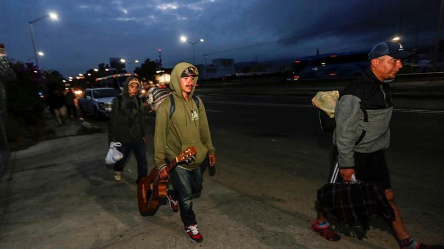 Refugios de Arizona piden ayuda para atender a migrantes que llegan enfermos