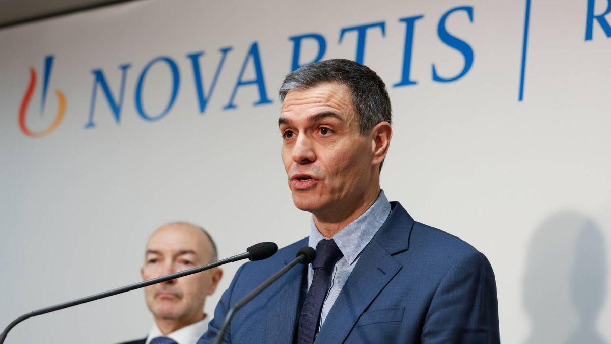 Sánchez visita la planta de Novartis (La Almunia) en el Día contra el Cáncer: "Es un enemigo temible, pero hay esperanza"
