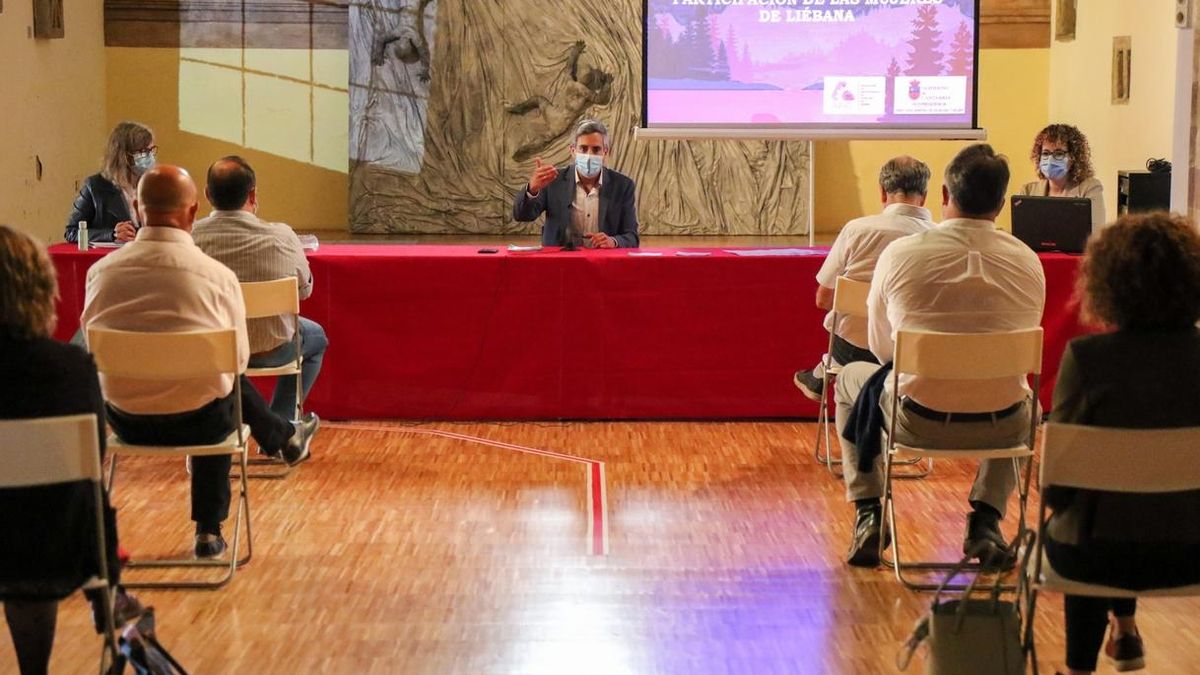 Zuloaga durante la presentación del programa en Potes. | LARA REVILLA