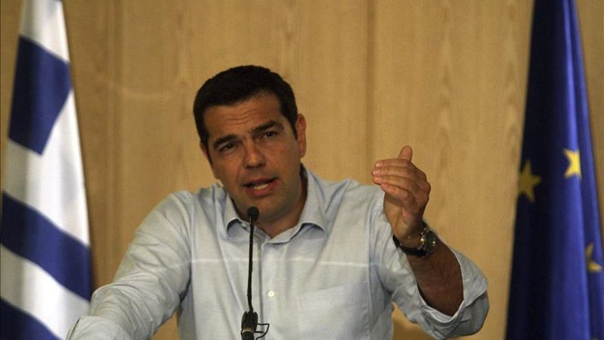 Tsipras acuerda con ACNUR aumentar la cooperación sobre la crisis migratoria