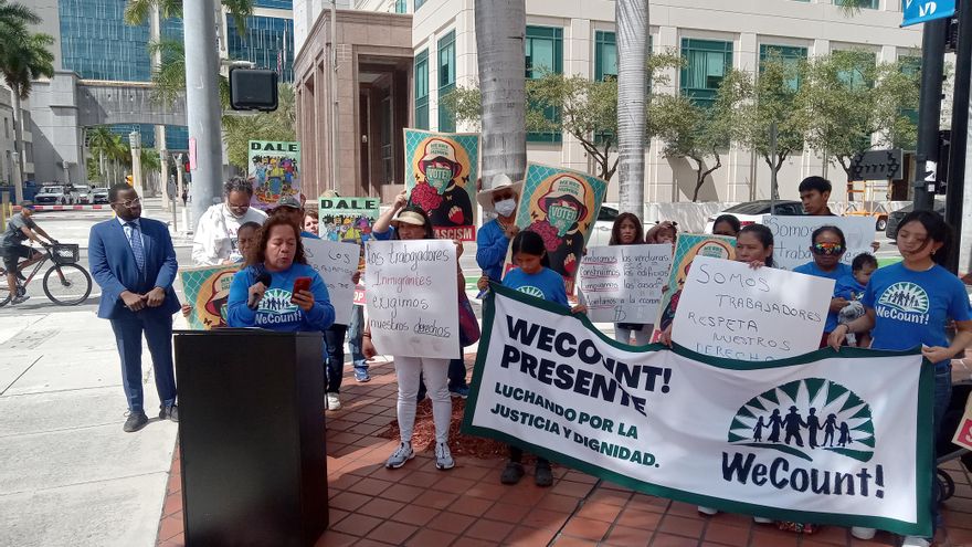 Denuncian el uso político de los inmigrantes por DeSantis en Florida