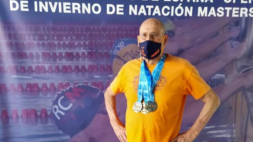 Una veintena de podios para la natación canaria de veteranos