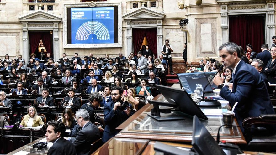 El Gobierno logró la media sanción de la ley Bases con todos sus temas clave