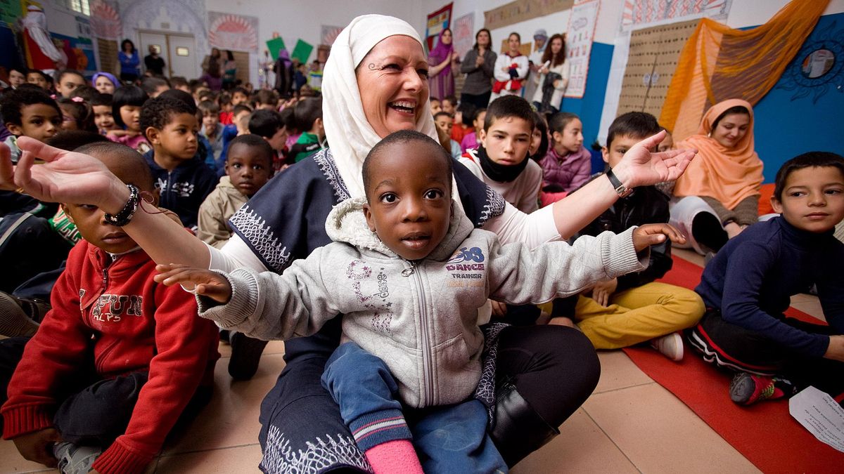 Fotogalería: 28F infantil, intercultural y con sabor a aceite