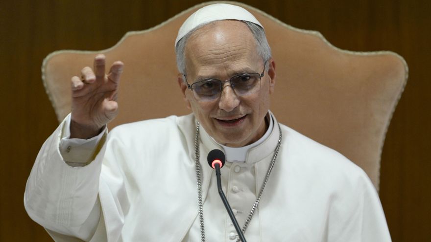 El papa apuesta por la vía de Francisco, con el cuidado a los débiles y diálogo valiente