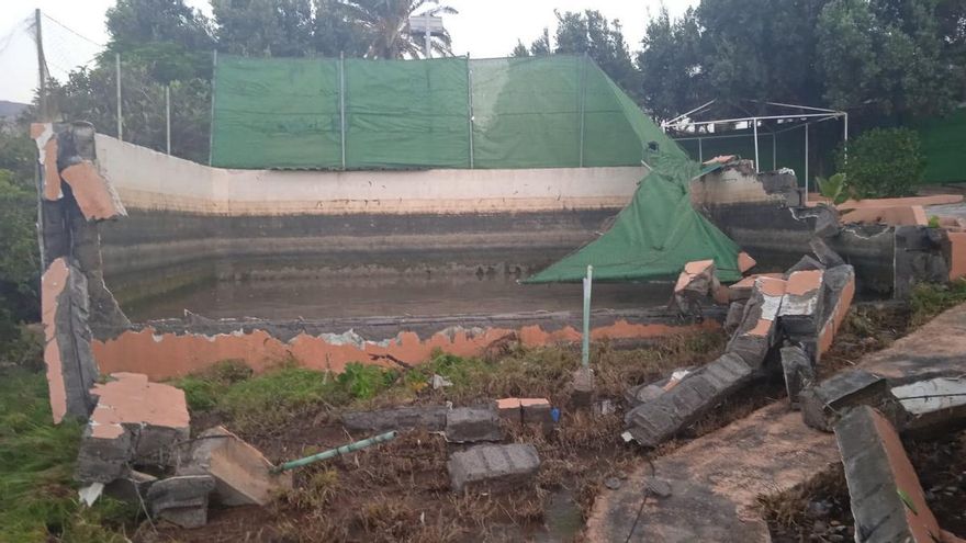 El estanque que ha sufrido una rotura este miércoles en Ingenio