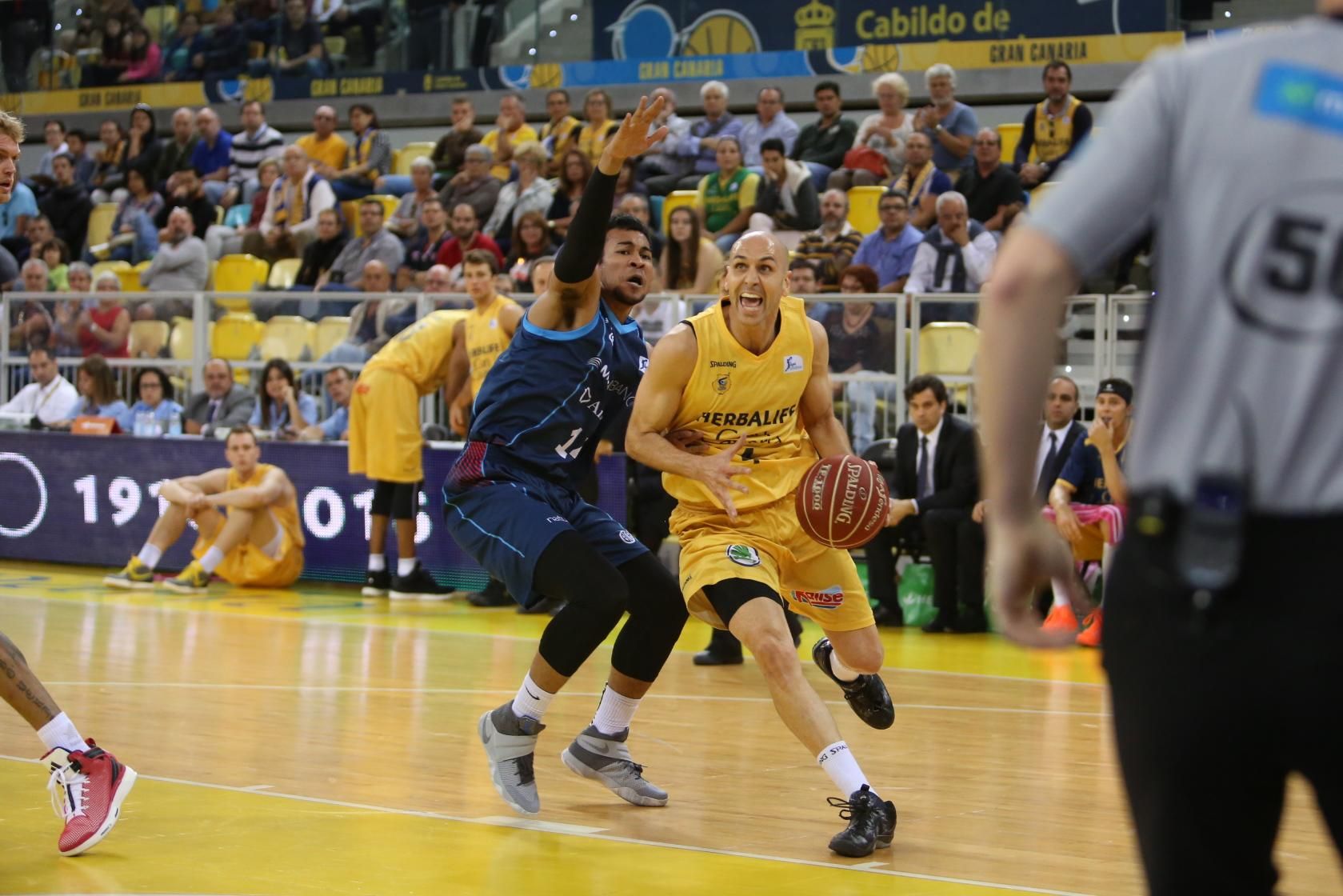 Imágenes del partido entre el Herbalife Gran Canaria y el Morabanc Andorra. (Alejandro Ramos).
