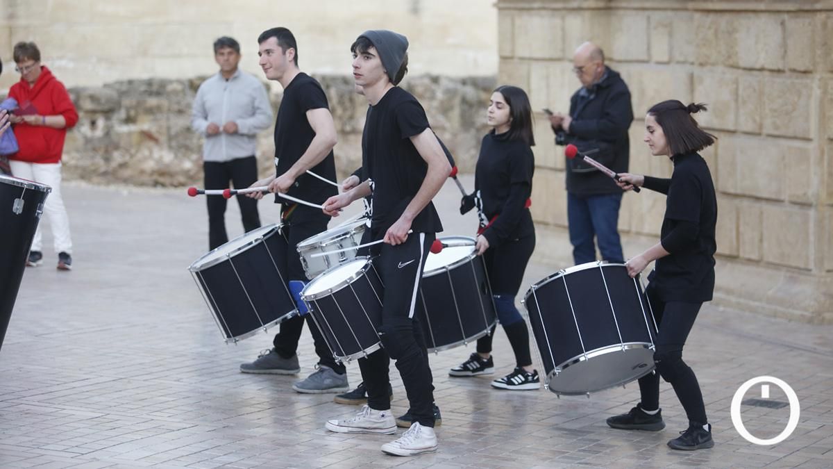 Concentración para denunciar el incumplimiento del Gobierno en la recuperación de los bienes inmatriculados por la Iglesia católica