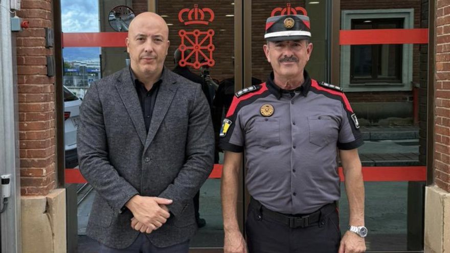 El jefe de la Policía Canaria se premia a sí mismo
