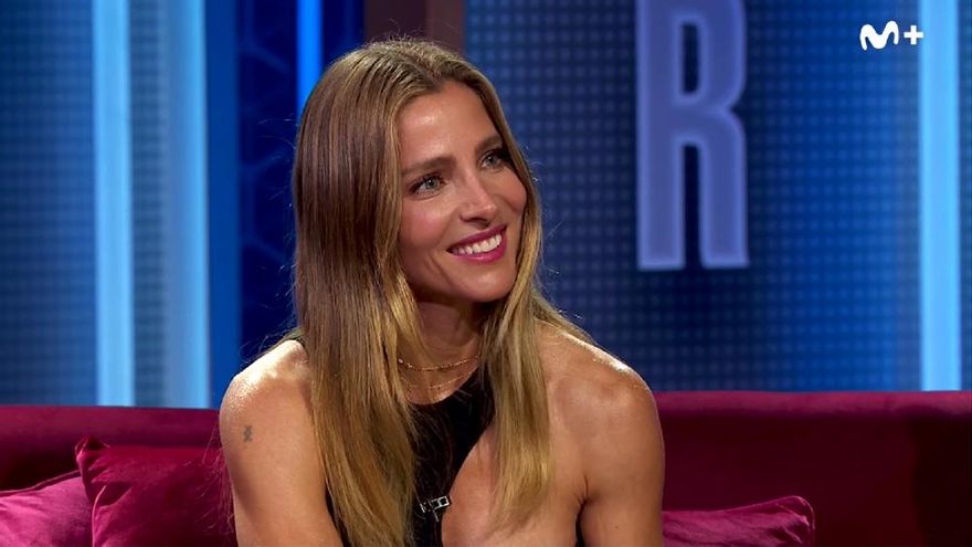 Elsa Pataky cerró un trato con Dani Martínez para "descubrir" a Julio Iglesias a su marido Chris Hemsworth